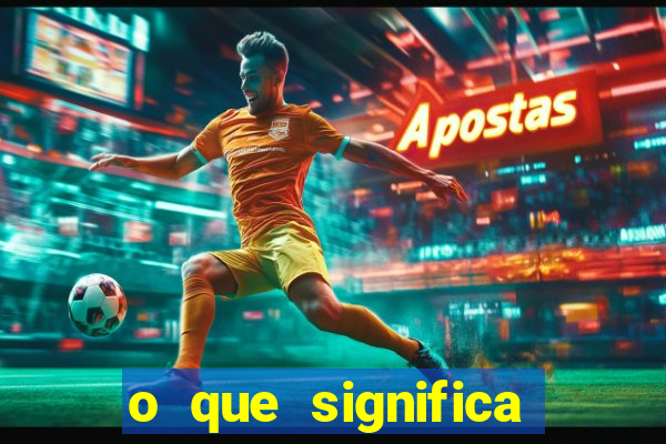 o que significa sonhar dobrando roupas